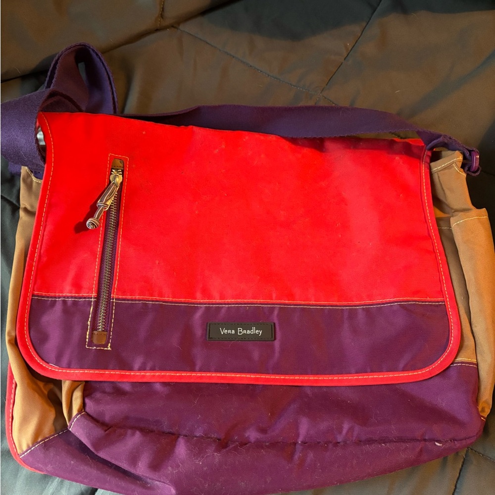 Vera Bradley Messenger bag